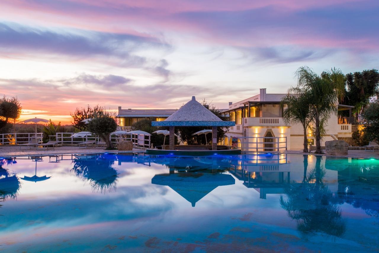 Eden Resort Country อูเจนโต ภายนอก รูปภาพ