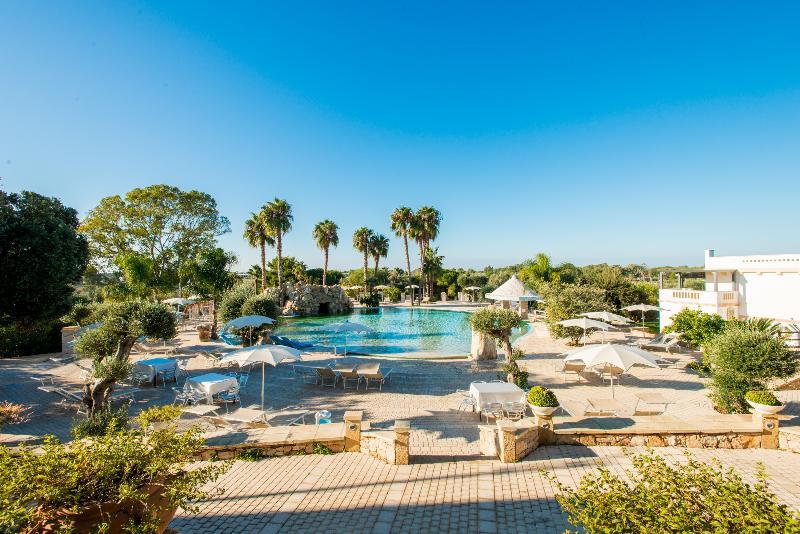 Eden Resort Country อูเจนโต ภายนอก รูปภาพ